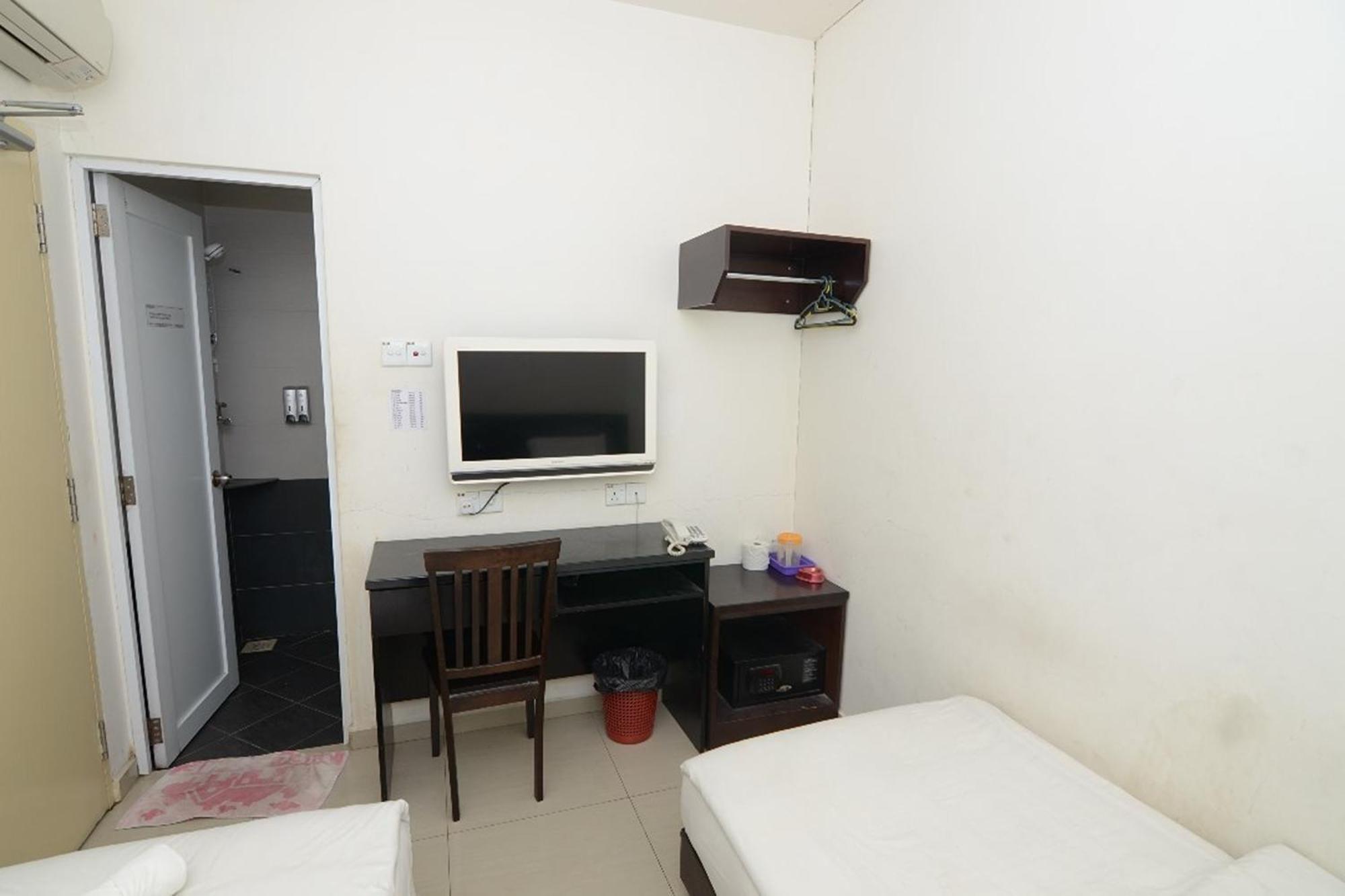 Hotel Alam Indi Johor Bahru Exterior foto